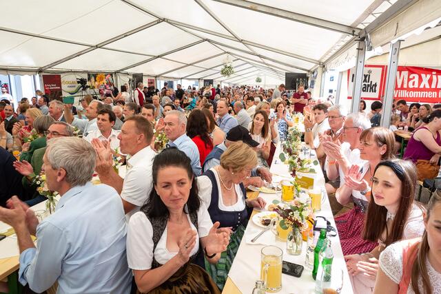 Mehr als 2.000 Gäste feierten mit der Metzgerei Maier das 90-jährige Firmenbestehen. | Foto: Metzgerei Maier
