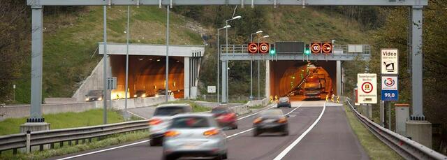 Abfahrtsverbote auf der Tauern Autobahn (A10) sollen Anrainergemeinden vom Durchzugs- und Ausweichverkehr entlasten. | Foto: Asfinag
