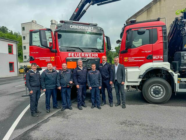 Die Stadtfeuerwehr Oberwart bekam das neue Wechselladerfahrzeug. | Foto: Bezirksfeuerwehrkommando Oberwart