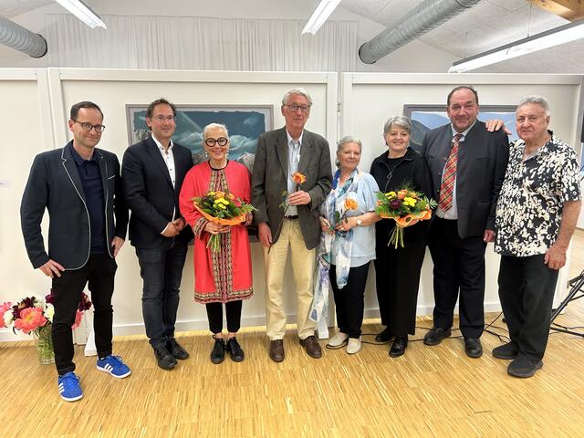 v.l.n.r.: Mag. Gregor-Anatol Bockstefl, NRAbg. Andreas Minnich, Prof. Gabriela Krist, Dr. Helmuth Schwarzjirg (Obmann Museumsverein), GGR Ingeborg Treitl, Mag. Ulrike Vitovec, Bürgermeister Mag. Andreas Arbesser, Prof. Günther Frank | Foto: LEMU
