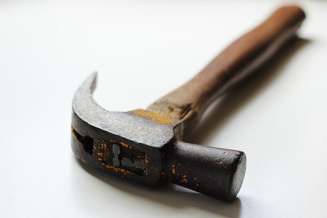 Aufgrund einer vorangegangenen verbalen Auseinandersetzung schlug ein 23-jähriger Salzburger Donnerstagabend auf einen 20-Jährigen ein. (Symbolbild) | Foto: pixabay.com