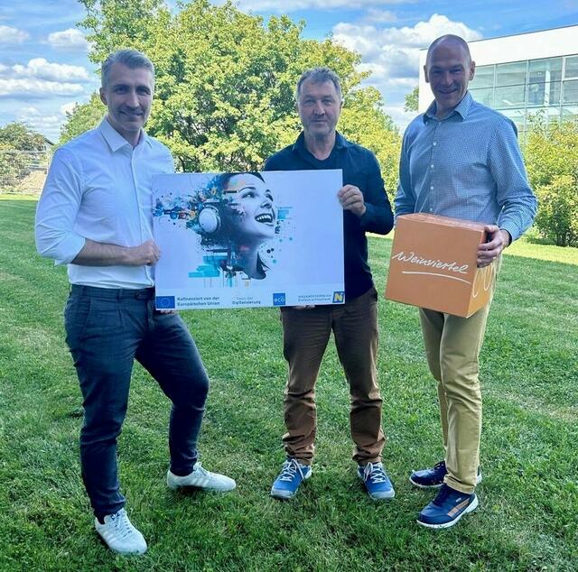 Philipp-Thomas Müller (Workshopleiter), Peter Brandstetter (Haus der Digitalisierung), Hannes Steinacker (Geschäftsführer der Destination Weinviertel). | Foto: ecoplus Digital