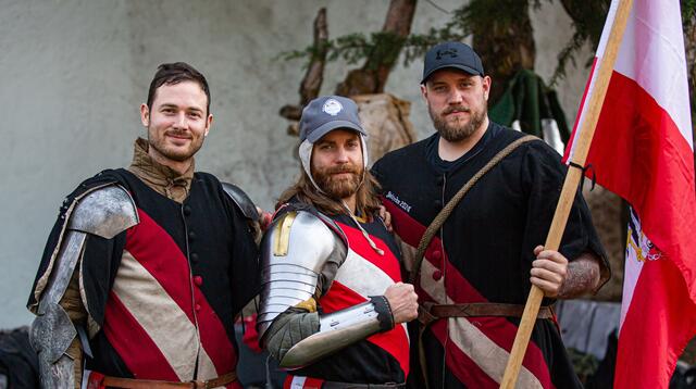 Am Neubau wird "Medieval Combat" trainiert. Bei dieser Sportart wird in mittelalterlicher Rüstung gekämpft. | Foto: Amored Combat Austria