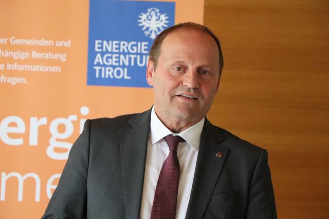 Energielandesrat Josef Geisler war beeindruckt. | Foto: Celina Leitner