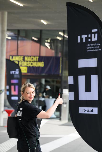 Die IT:U begeisterte bei der langen Nacht der Forschung zahlreiche Besucher. | Foto: IT:U/fotokerschi