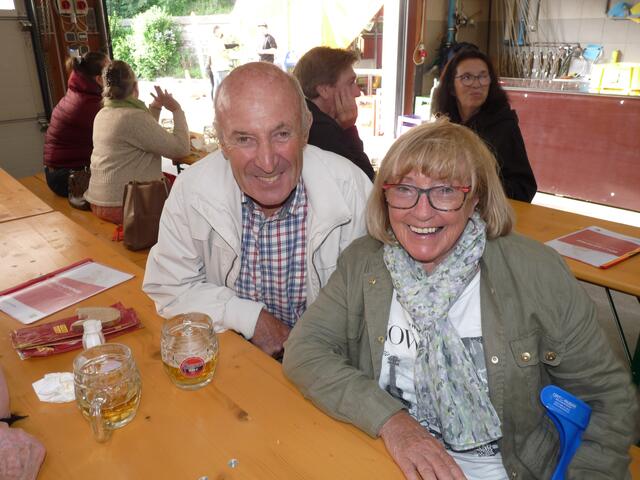 Hans Ovesny und Christine Schuster erlebten gemeinsam einen unterhaltsamen Samstag.