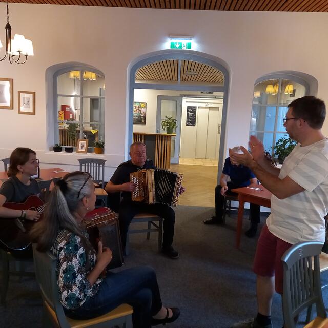 Gemeinsam üben | Foto: Birgit Lichtenberger