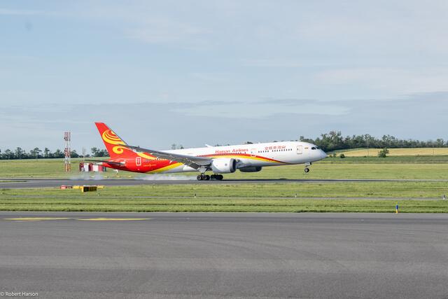 Hainan Airlines, die größte privat geführte Airline der Volksrepublik China, verbindet ab heute wieder Wien mit der Hightech-Metropole Shenzhen.
| Foto: Flughafen Schwechat