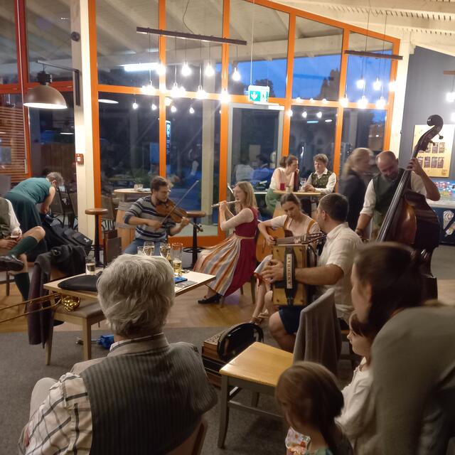 Die Geige trumpft auf | Foto: Birgit Lichtenberger