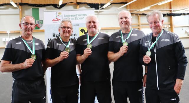 Alois und Gerhard Pircher, Manfred und Otto Preißler sowie Heinz Scherer holten für den ESV Forst Thalerhof Bronze bei der Landesmeisterschaft der Herren Ü60. | Foto: Edith Ertl
