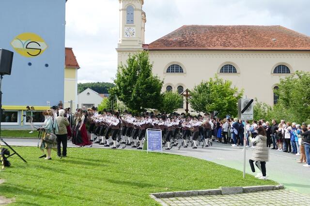 Besonders zahlreich vertreten: unsere Nachbarkapelle in Eggersdorf: Musikverein Rabnitztal-Eggersdorf