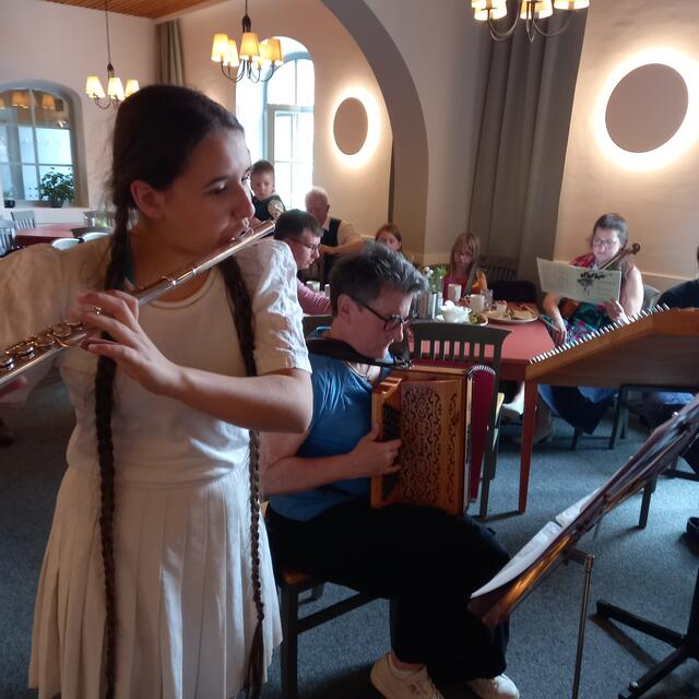 Querflöte und Harmonika unterstützen sich gegenseitig | Foto: Birgit Lichtenberger
