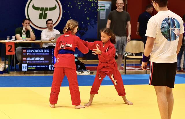 Die Schülergruppe aus Bad Sauerbrunn ist auch beim Wettkämpfer dabei! | Foto: Alejandra Ortiz