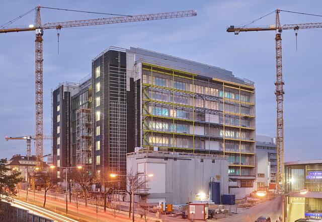 In der Altmannsdorfer Straße wird es zu Behinderungen kommen. | Foto: Boehringer