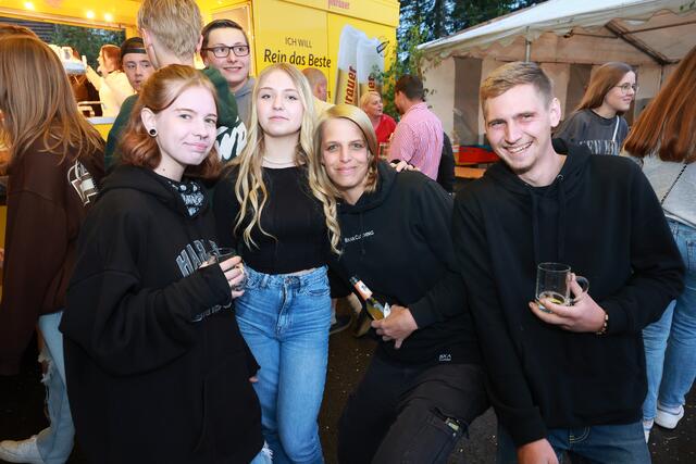 Die Besucher freuten sich über ein buntes Programm. | Foto: Mlakar Media