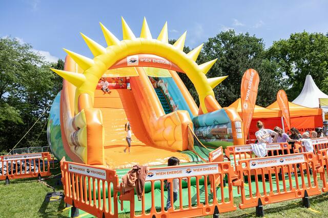 Die sonnige Hupfburg von Wien Energie war besonders beliebt. | Foto: René Brunhölzl