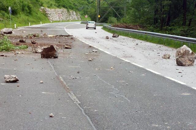 Die Aufräumarbeiten gestalten sich schwieriger als angenommen. | Foto: Land Salzburg/Landesgeologischer Dienst