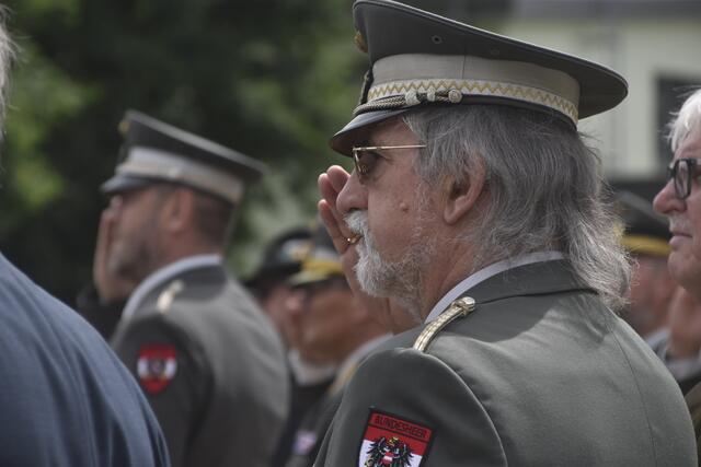 Festakt in der Schwarzenberg-Kaserne im Beisein der Verteidigungsministerin.  | Foto: Thomas Fuchs