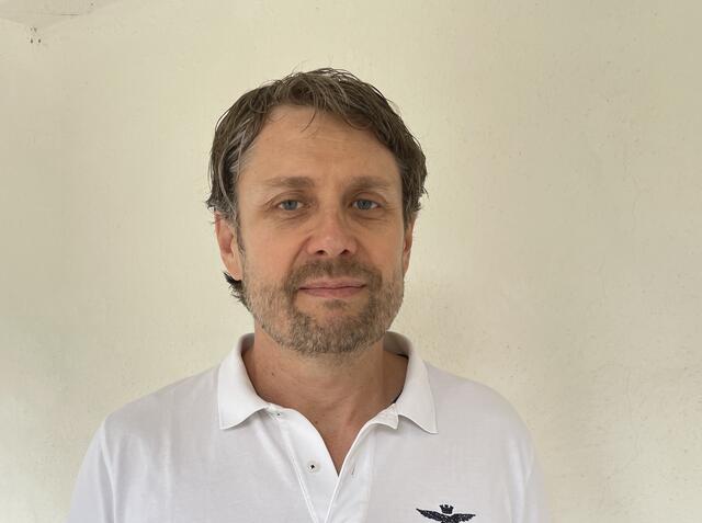 Peter Mayer ist Facharzt für Orthopädie und Orthopädische Chirurgie sowie Oberarzt im Krankenhaus der Elisabethinen Klagenfurt. | Foto: RegionalMedien