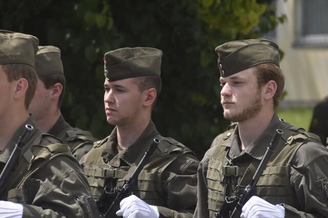 Festakt in der Schwarzenberg-Kaserne im Beisein der Verteidigungsministerin.  | Foto: Thomas Fuchs