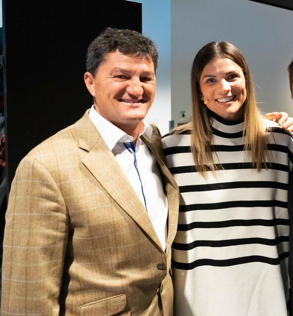 Reinhard Eberl (Vorstand der Abteilung Sport des Landes Tirol) und Anna-Maria Kogler (Sportnetzwerk Tirol, Leistungssportbeauftragte Tiroler Golfverband, Nachwuchsreferentin Österreichischer Golf-Verband)
| Foto: Lebensraum Tirol Gruppe