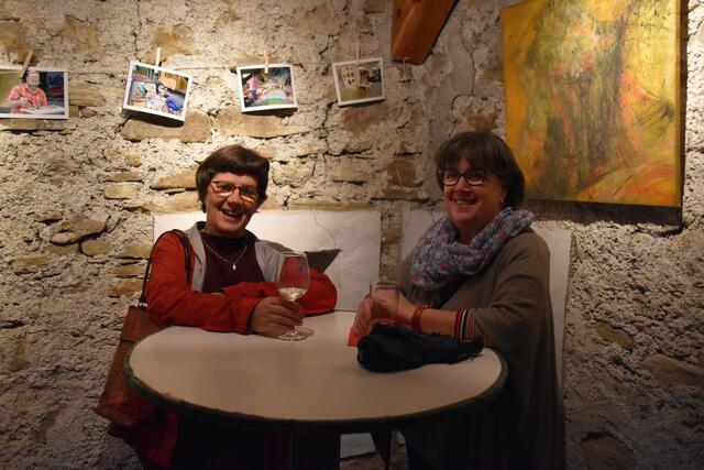 Ausstellungseröffnung im Scheibbser Pulverturm: Der Kulturförderverein "Die KunstStifter" feiert seine Wiederauferstehung. | Foto: Roland Mayr