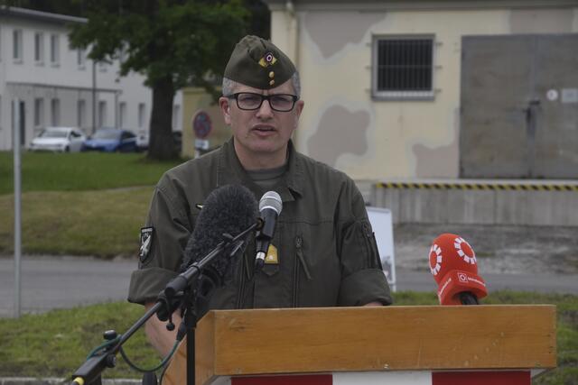 Festakt in der Schwarzenberg-Kaserne im Beisein der Verteidigungsministerin.  | Foto: Thomas Fuchs