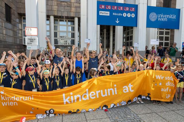 Die Kinderuni Wien findet heuer vom 8. bis 19. Juli statt.  | Foto: Kinderbüro Universität Wien/APA-Fotoservice/Martin Lusser