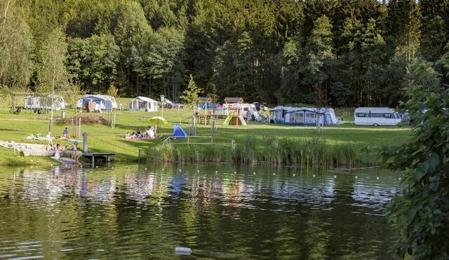 Campingplatz am Prameter Badesee. | Foto: Gemeinde Pramet