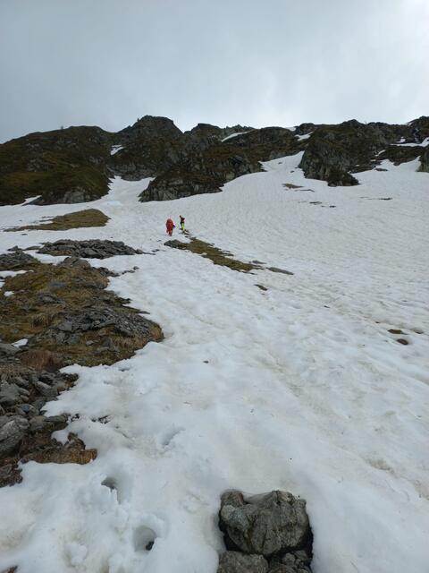 Am Mittwoch rund um Mittag geriet ein Urlauberpaar beim Spieljoch in eine alpine Notlage. | Foto: ZOOM.TIROL