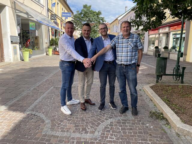 Jürgen Schneider, Andreas Bors, Robert und Leopold Handelberger. | Foto: Victoria Edlinger