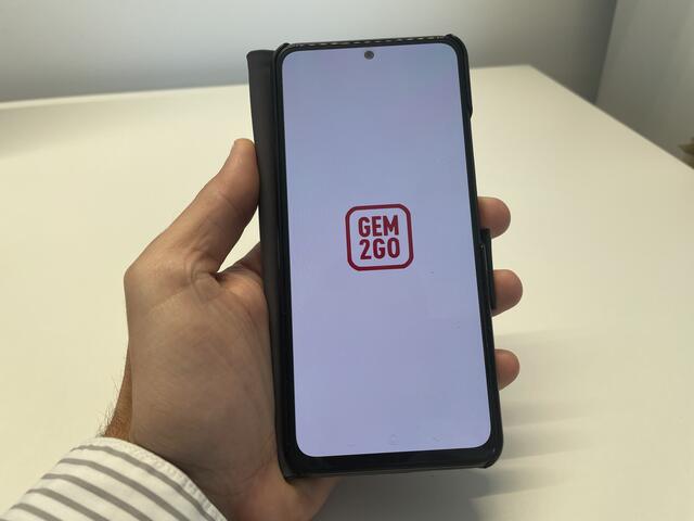 Mit Gem2go erhalten Bürgerinnen und Bürger sämtliche Gemeinde-Infos gesammelt in einer App.  | Foto: BRS