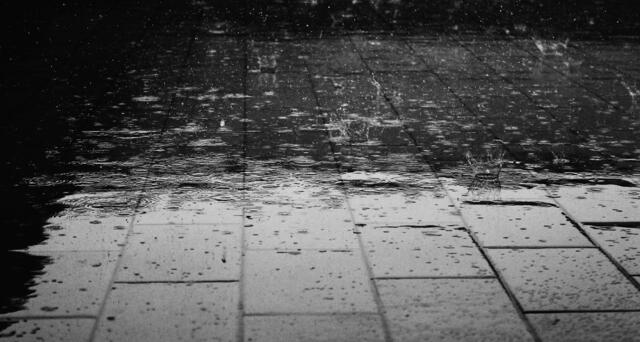 Vor allem am Wochenende besteht laut der Unwetterzentrale (uwz) örtlich die Gefahr von heftigen Regenschauern, großem Hagel und stürmischen Böen. | Foto: pixabay.com