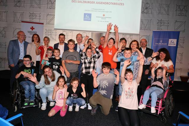 Die Sonderschule Tamsweg erreichte den mit 400 Euro dotierten dritten Platz für ihr Projekt „Zeig es, sag es, koch es!“ | Foto: Stefanie Schenker / Rotes Kreuz Salzburg