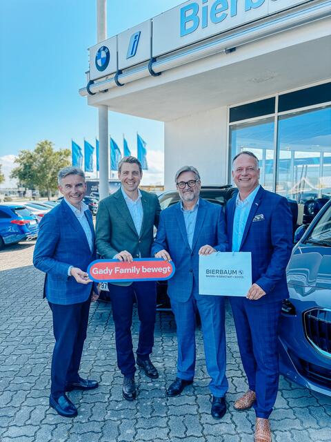 (v.l.) Geschäftsführer Werner Walter, Eigentümer und Geschäftsführer der Gady Family Philipp Gady, Johannes Bierbaum und Geschäftsführer Eugen Roth | Foto: Gady Family