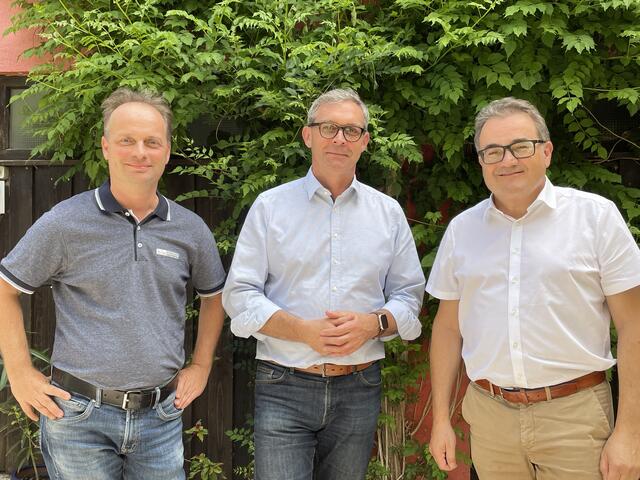 Thomas Wallner, Leiter des Referates "Boden.Wasser.Schutz.Beratung" der LK OÖ, Franz Waldenberger, Präsident der LK OÖ, Helmut Feitzlmayr, Leiter der Abteilung Pflanzenbau der LK OÖ. | Foto: BRS