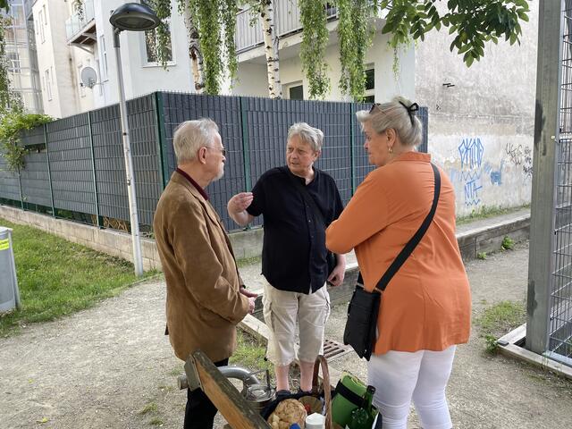 Auch Bezirksmuseums-Chef Bousska (l) interessierte sich für die Zukunft des Vierthalerparks. | Foto: Pufler