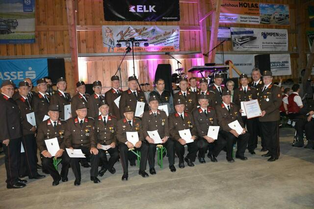Ehrungen | Foto: FF Großrupprechts