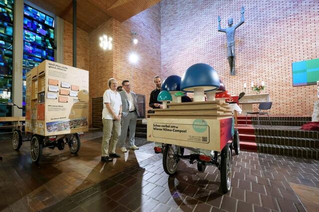 Am 7. Juni fand wieder einmal die "Lange Nacht der Kirchen" statt. Die Wiener Klimatour nutzte den Anlass, um über den Klimaschutz zu informieren. | Foto: Stadt Wien/Martin Votava