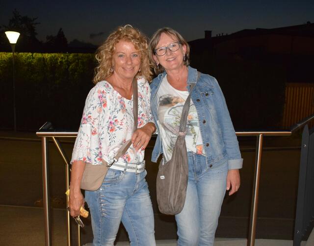 Ingrid Maurhart und Renate Tober
