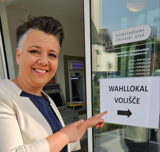 Olga Voglauer wählte heute in ihrer Heimat Ludmannsdorf.  | Foto: Privat