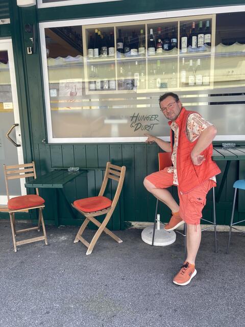 Didi Dorner vor seinem neuen  Standl "Hunger&amp;Durst" | Foto: privat