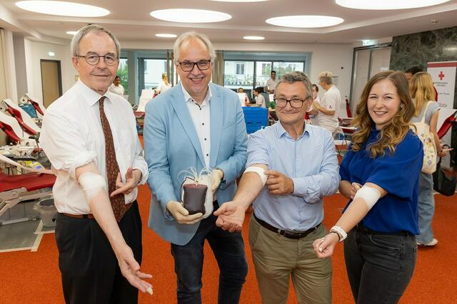 Im Pfeilheim spendete auch Jugendstaatssekretärin Claudia Plakolm (ÖVP) Blut. | Foto: ÖVP Josefstadt