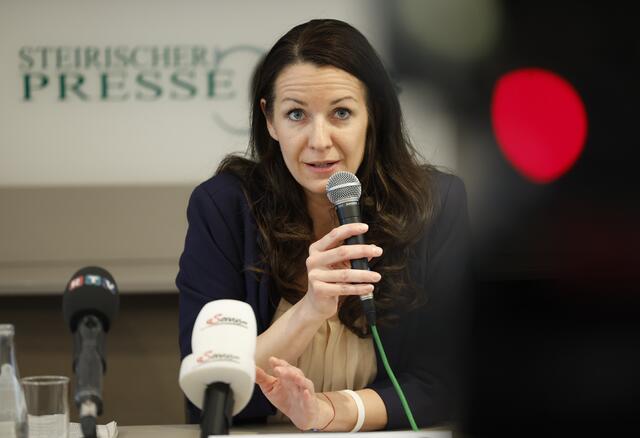 DNA-Spitzenkandidatin Maria Hubmer-Mogg holte in Wien weniger als 2 Prozent. | Foto:  Credit ERWIN SCHERIAU / APA / picturedesk.com