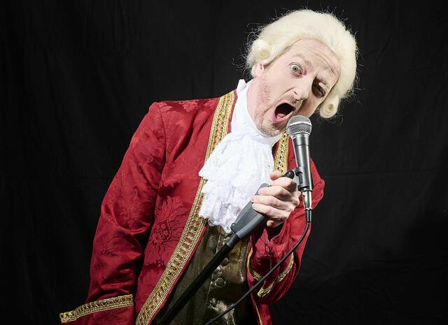 Eine kleine Machtmusik – so heißt das neue Programm von Markus Koschuh. | Foto: Franz Oss