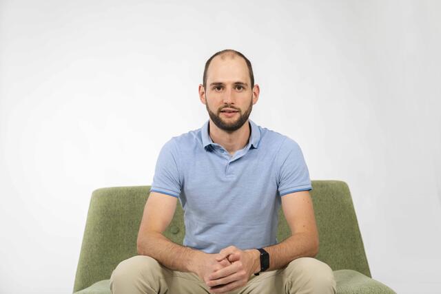 Reinhard Ekker aus Scheibbs (NEOS) freut sich über das Wahlergebnis im Bezirk. | Foto: NEOS