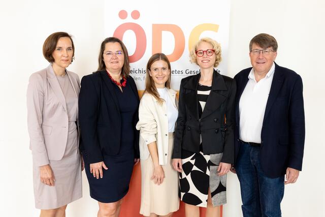 Kämpfen um mehr mobile Betreuung für Kinder mit Diabetes: Elke Fröhlich-Reiterer, Birgit Rami-Merhar, Elisabeth Renner, Obfrau MOKI Steiermark, Gersina Rega-Kaun, Peter Fasching. | Foto: Anna Rauchenberger