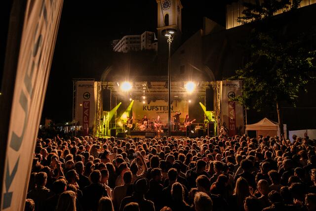 Lemo sorgte beim unlimited am Freitagabend für beste Stimmung in Kufstein.  | Foto: un-attimo