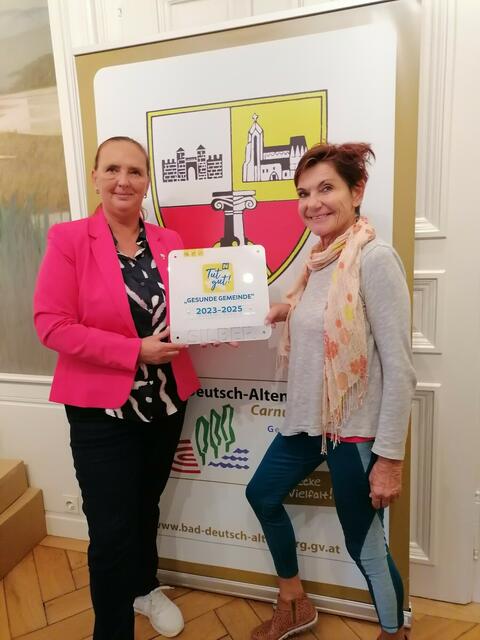 Die Gesunde Gemeinde erhält das silberne Abzeichen. | Foto: Gemeinde Bad Deutsch-Altenburg