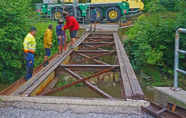 Damals-Foto: So sahen die angerosteten Stahlteile der Brücke aus. | Foto: Archiv/Stadtgemeinde Zwettl